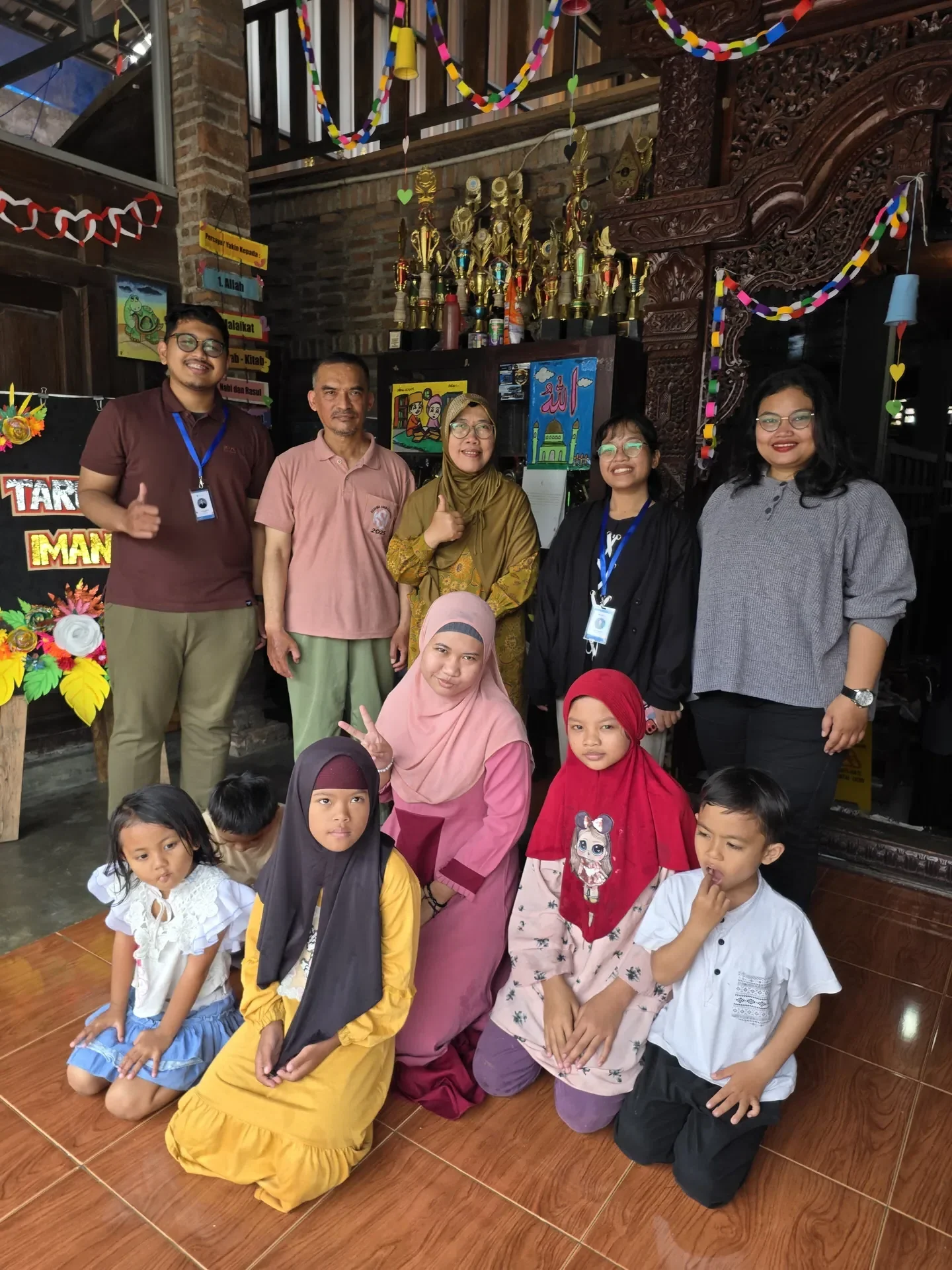 Area belajar outdoor yang nyaman untuk anak berkebutuhan khusus di YUKA Yogyakarta